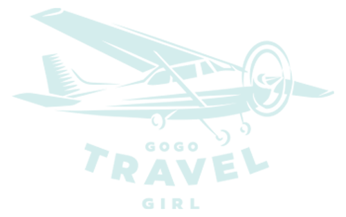 travel girl traduction