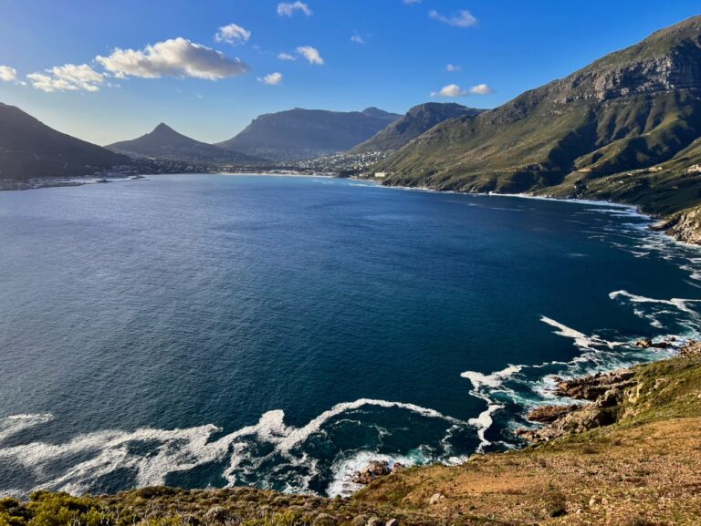 Gorgeous view of the Chapman's Peak Bay in Cape Town